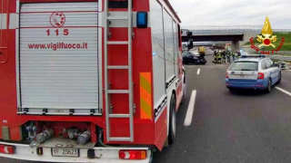 Incidente mortale a Fabriano: schianto tra camion e furgone